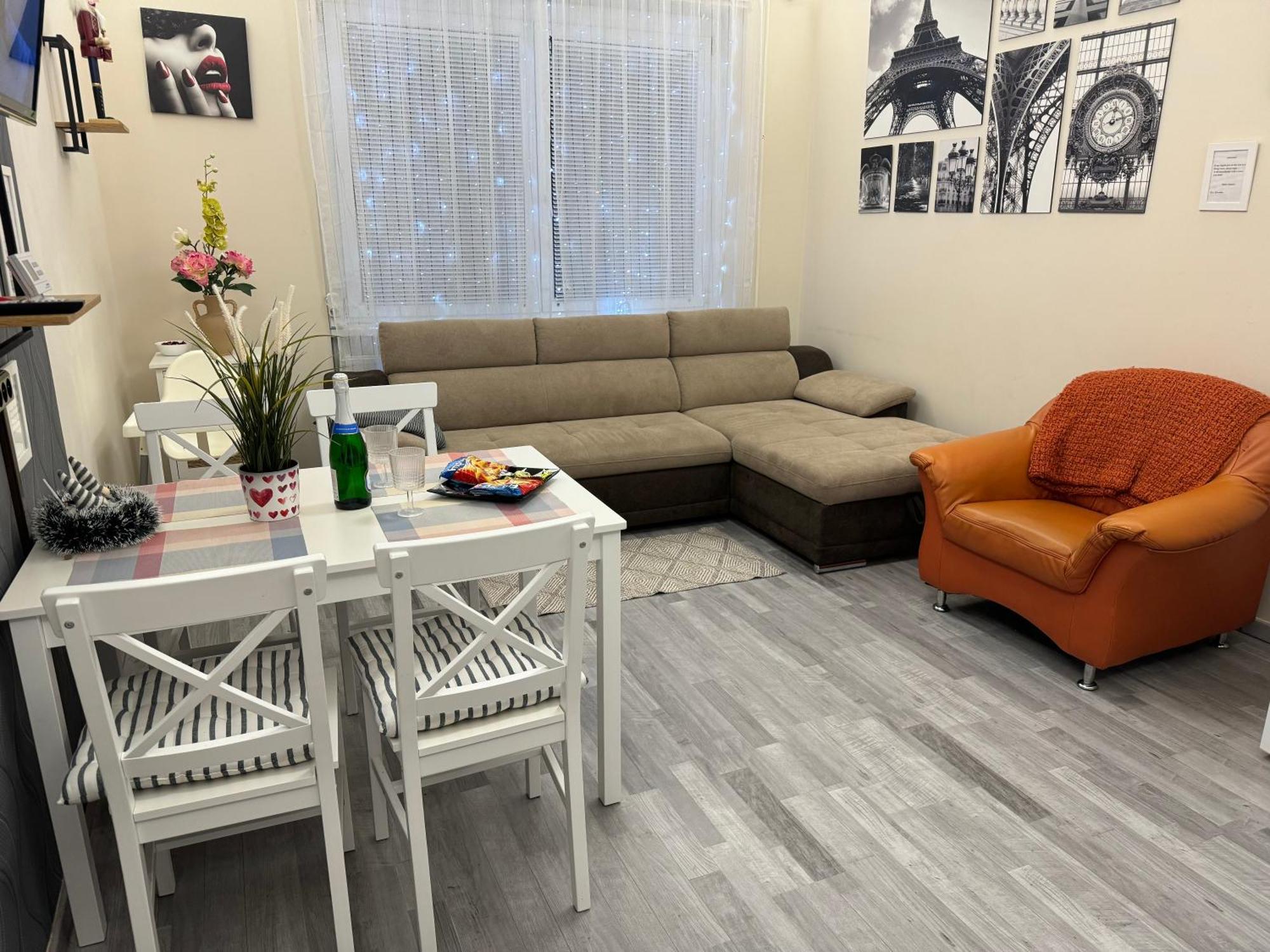 Relax Island Family Friedly Apartment Boedapest Buitenkant foto