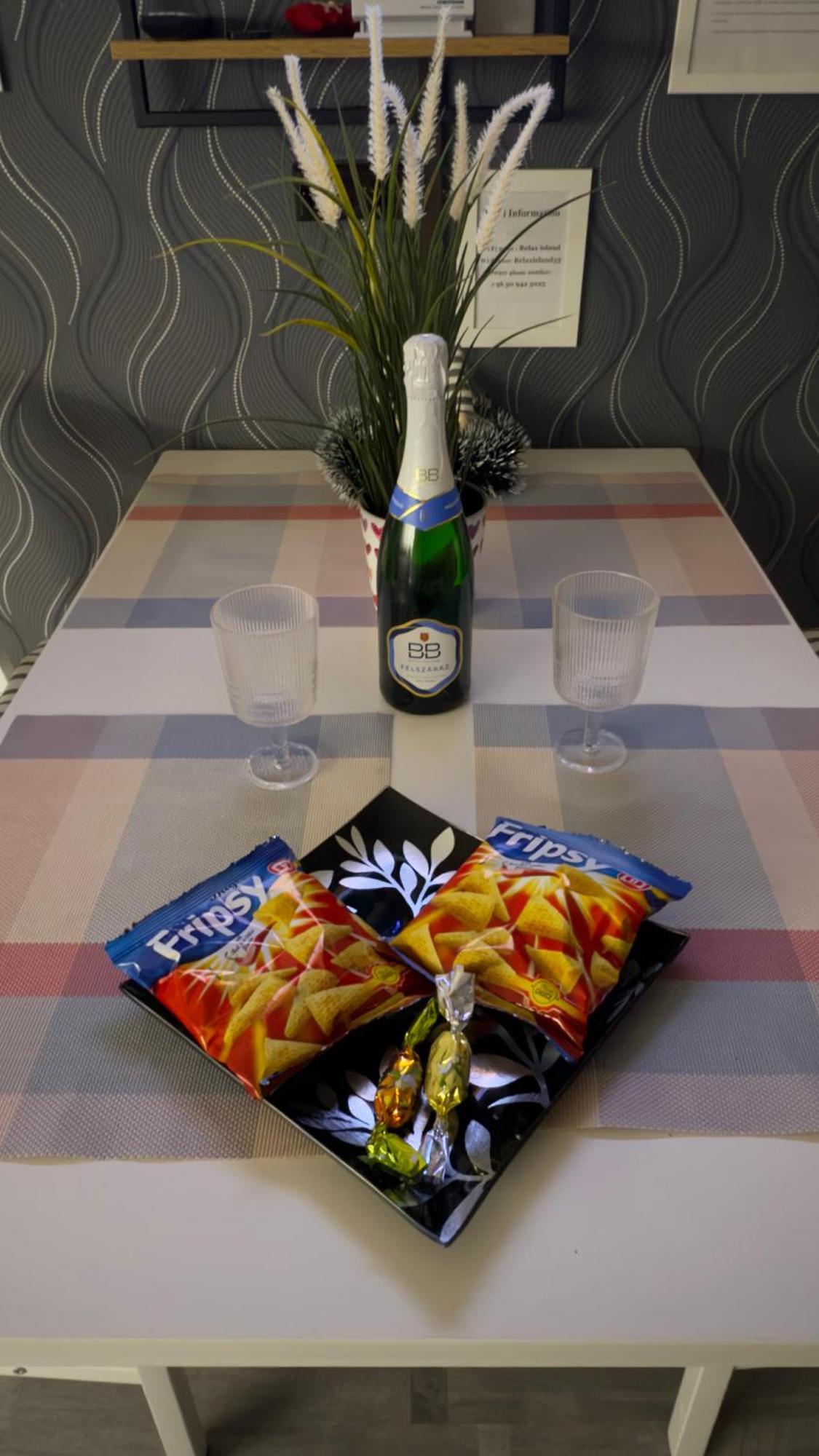 Relax Island Family Friedly Apartment Boedapest Buitenkant foto